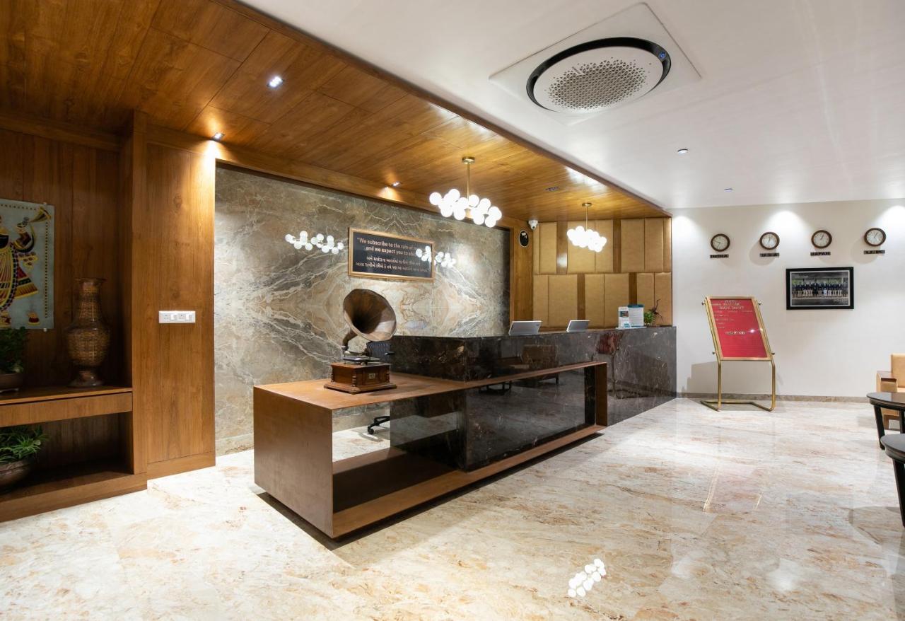 Kadi Palette - Hotel Welcome מראה חיצוני תמונה