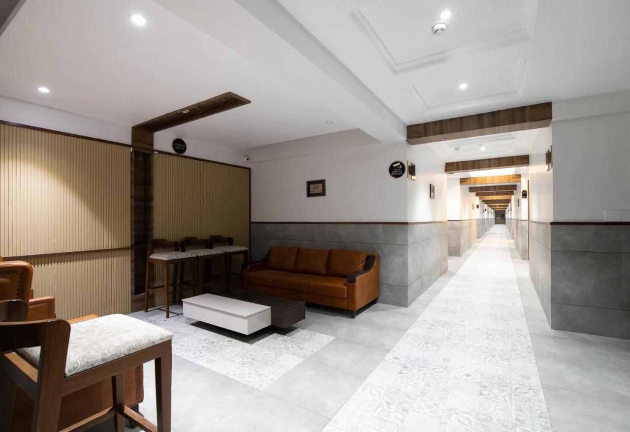 Kadi Palette - Hotel Welcome מראה חיצוני תמונה