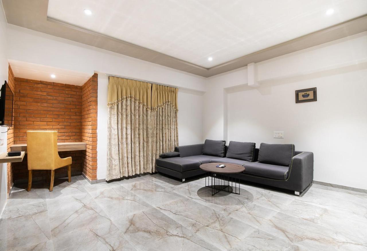 Kadi Palette - Hotel Welcome מראה חיצוני תמונה