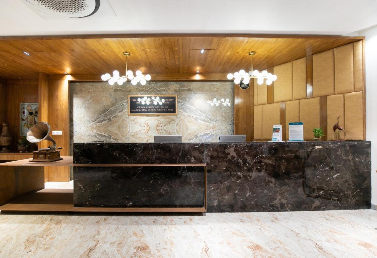 Kadi Palette - Hotel Welcome מראה חיצוני תמונה
